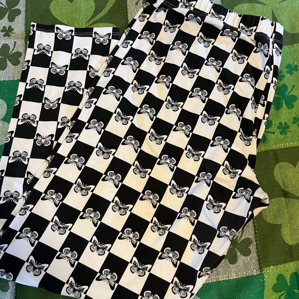 Butterfly leggings NWOT